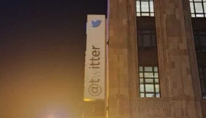 Elon Musk Paints over ‘W’ on Twitter Headquarters Sign, now reads ‘Titter’
